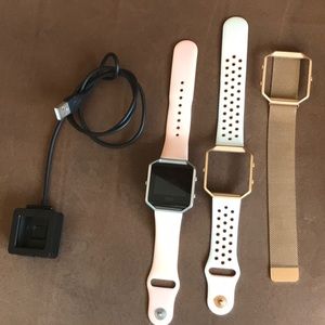Fitbit Blaze with multiple bands